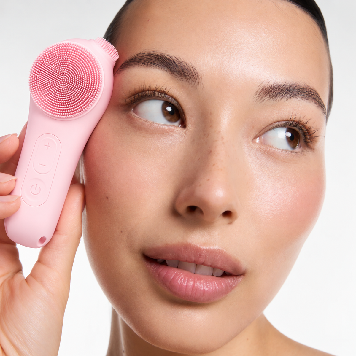 Silicone Electric Facial Cleansing Brush with Hot & Cold Compress