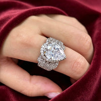 Radiant Pear Cut Band