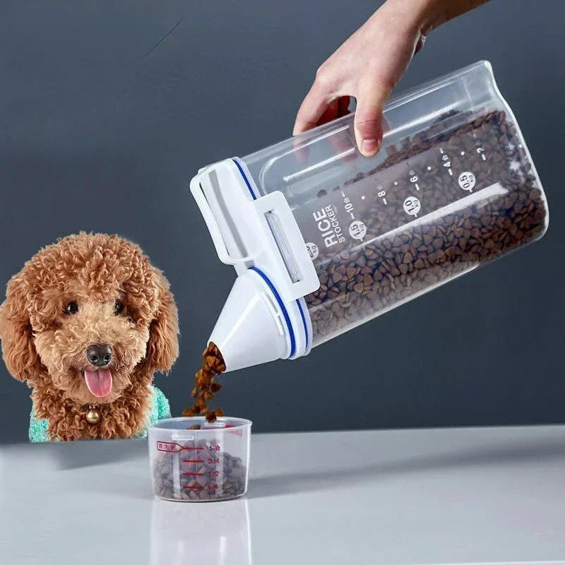 Pet food storage container