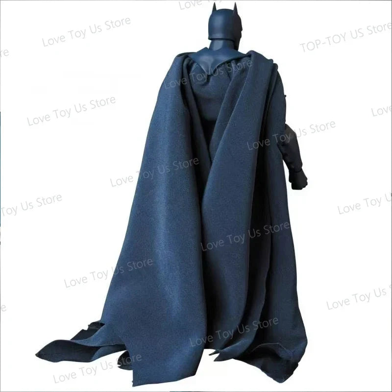 HOT in Stock CT Toys Batman Hush Blue Version Mafex 105 Black Version Dc Bat Man Anime Action Figure Figurine Model Statue Gift